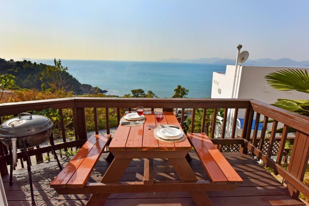 Namhae Bluemare Pension Exterior photo